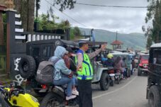 Polres Malang Siagakan Personel Bromo via Gubugklakah di H+5 Lebaran 6 Polres Malang Siagakan Personel Bromo via Gubugklakah di H+5 Lebaran