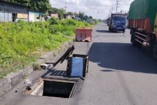 Besi Penutup Gorong-gorong di Jalan Raya Gedangan Hilang, Diduga Dicuri