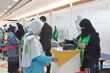 Layanan Makkah Route di Bandara Juanda Pangkas Antrean Imigrasi Jemaah Haji 16 Layanan Makkah Route di Bandara Juanda Pangkas Antrean Imigrasi Jemaah Haji