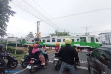 20 Perlintasan Kereta Api di Sidoarjo Belum Dijaga, Pengendara Diminta Waspada 14 20 Perlintasan Kereta Api di Sidoarjo Belum Dijaga, Pengendara Diminta Waspada