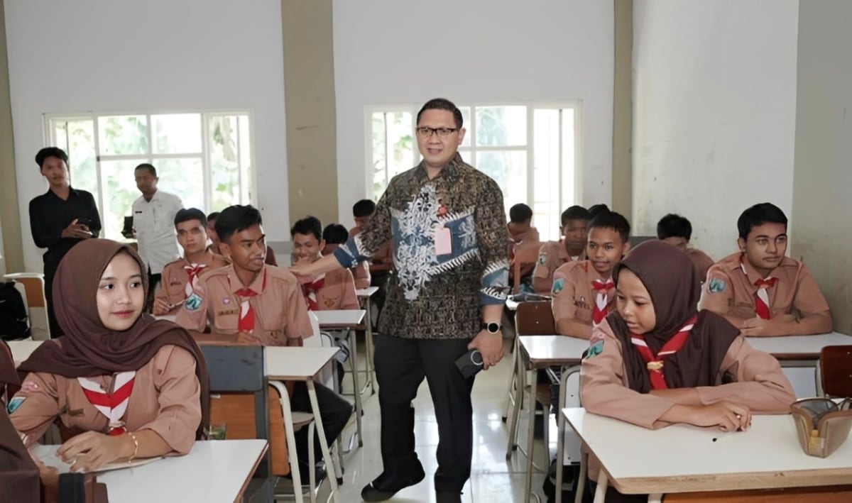 Batasi Gadget, Jatim Dorong Era Baru Sekolah Tanpa Distraksi