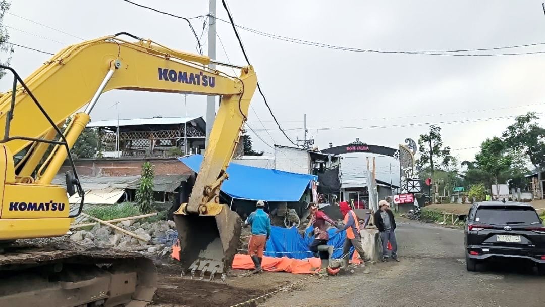 Perkuat Akses Jalan, Tulungrejo Siap Jadi Magnet Wisata Baru