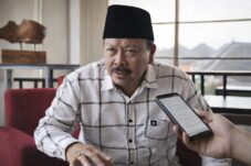 Bupati Malang Lantik Putranya Jadi Kepala Dinas, PDIP Minta Publik Kedepankan Merit Sistem 1 Bupati Malang Lantik Putranya Jadi Kepala Dinas, PDIP Minta Publik Kedepankan Merit Sistem