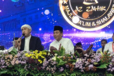Ribuan Jamaah Ikuti Sholawat dan Pengajian di PG Kebon Agung 17 IMG 20260406 112051