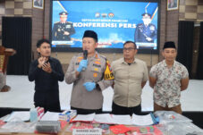 Polres Magetan Raih Peringkat 1 Penyelesaian Perkara Tertinggi pada bulan Maret 2026 9 Polres Magetan Raih Peringkat 1 Penyelesaian Perkara Tertinggi pada bulan Maret 2026
