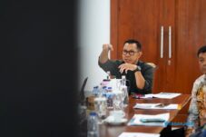 Atasi Banjir dari Hulu, Nurochman Dorong Petani Beralih ke Tanaman Tegak Bernilai Tinggi 5 Atasi Banjir dari Hulu, Nurochman Dorong Petani Beralih ke Tanaman Tegak Bernilai Tinggi