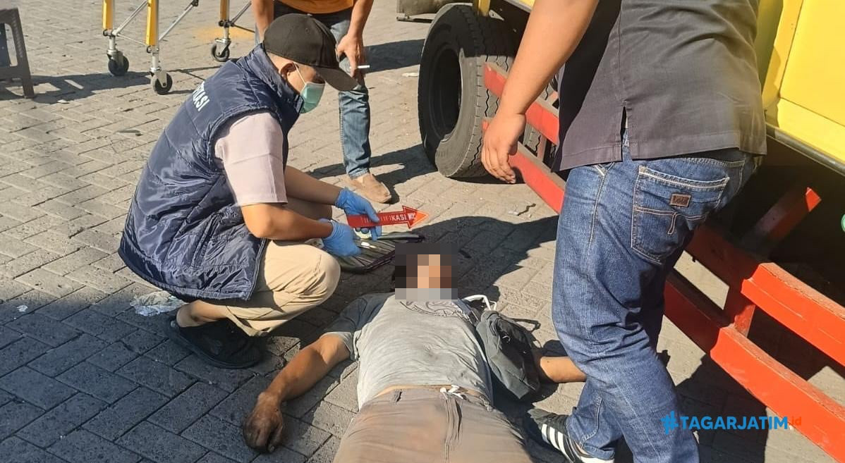 Sopir Truk Asal Tasikmalaya Ditemukan Meninggal di Pergudangan Gedangan Sidoarjo 5 Sopir Truk Asal Tasikmalaya Ditemukan Meninggal di Pergudangan Gedangan Sidoarjo