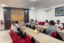 Kalapas Surabaya Ancam Putus Kontrak Pengelola Wartelsuspas yang Melanggar Aturan