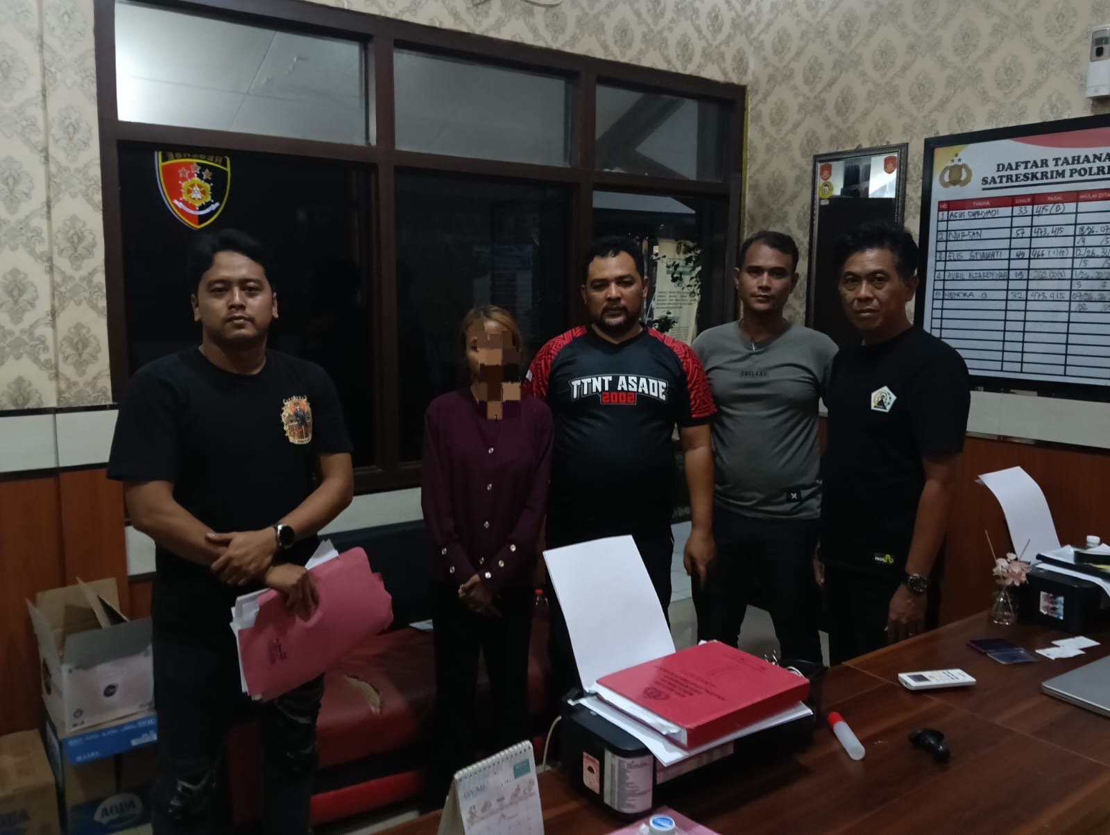 Polres Lamongan Bongkar Penipuan Modus Kencan Online, Satu Pelaku Diburu