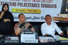 Polrestabes Surabaya Bongkar Sindikat Joki UTBK, Tiga Dokter Terlibat dan Layani 150 Klien 12 Polrestabes Surabaya Bongkar Sindikat Joki UTBK, Tiga Dokter Terlibat dan Layani 150 Klien
