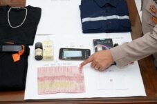 Pura-pura Belanja, Seorang Pemuda Curi 3 HP di Toko di Wilayah Kepanjen Malang 2 Pura-pura Belanja, Seorang Pemuda Curi 3 HP di Toko di Wilayah Kepanjen Malang