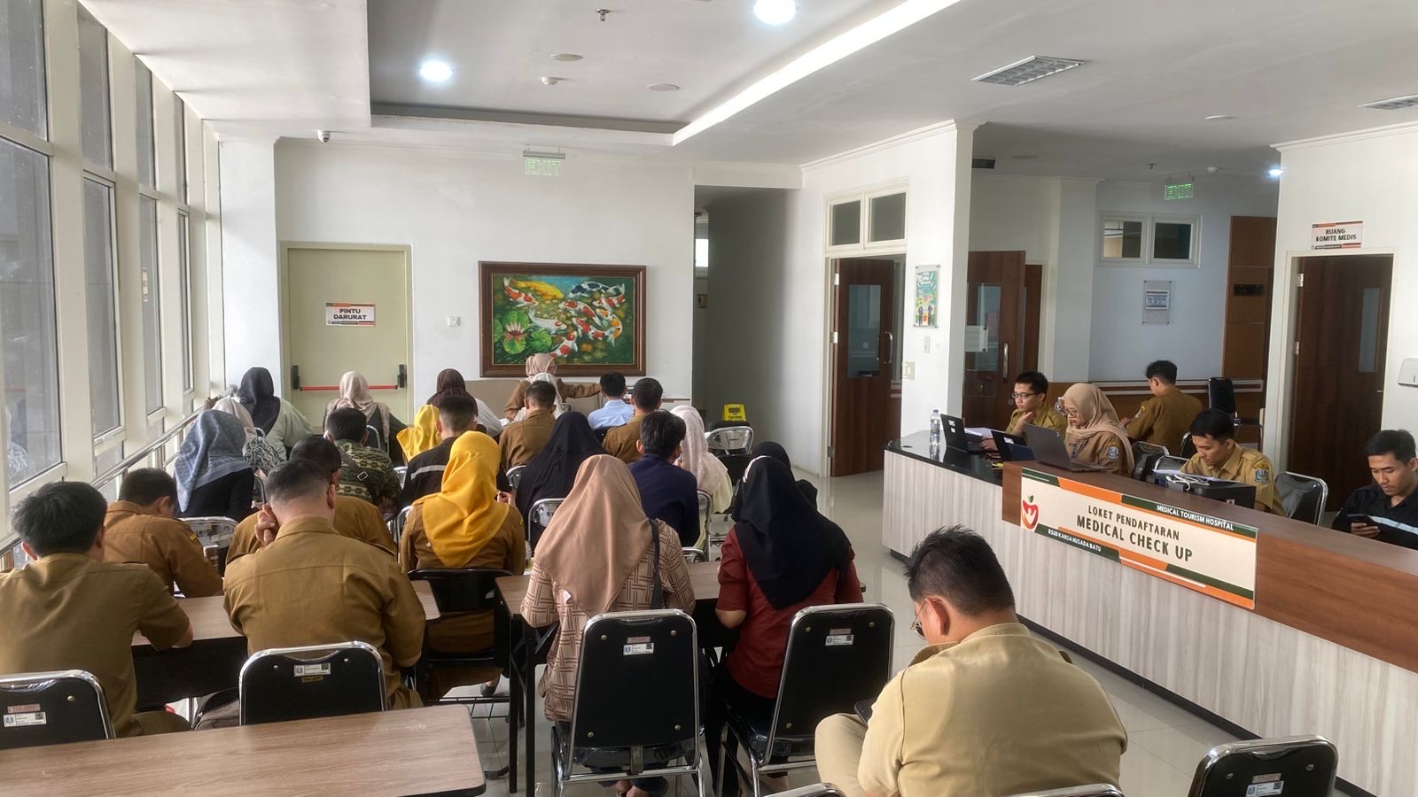 Layanan MCU RSUD Karsa Husada Diserbu CPNS, Konsep Medical Tourism Jadi Daya Tarik 17 Layanan MCU RSUD Karsa Husada Diserbu CPNS, Konsep Medical Tourism Jadi Daya Tarik