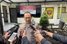 Viral “Pocong Abal-Abal” di Malang Raya, Polisi Pastikan Belum Ada Laporan Resmi 14 Viral “Pocong Abal-Abal” di Malang Raya, Polisi Pastikan Belum Ada Laporan Resmi