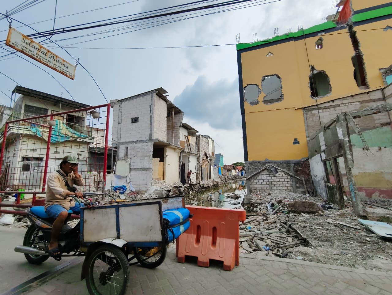 Pemkot Surabaya Siapkan Normalisasi Tahap Tiga Sungai Kalianak untuk Atasi Banjir