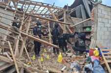 Rumah di Malang Meledak, Enam Orang Jadi Korban, Polisi Temukan Selongsong Petasan 17 Rumah di Malang Meledak, Enam Orang Jadi Korban, Polisi Temukan Selongsong Petasan