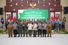 Pemkot Batu Resmi Luncurkan SAE Linmas, Aduan Darurat Kini Bisa Real Time 8 Pemkot Batu Resmi Luncurkan SAE Linmas, Aduan Darurat Kini Bisa Real Time