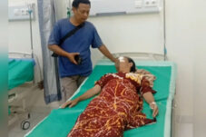 Cekcok Soal Pagar, Perempuan di Lamongan Dilempar Batu Bata 10 Cekcok Soal Pagar, Perempuan di Lamongan Dilempar Batu Bata