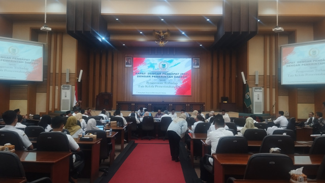 Fraksi PDIP DPRD Kabupaten Malang: Wabup Harus Tunduk pada Koridor Hukum dan Administrasi Negara 5 Fraksi PDIP DPRD Kabupaten Malang: Wabup Harus Tunduk pada Koridor Hukum dan Administrasi Negara