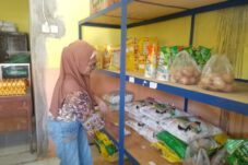 Minyakita Langka di Koperasi Magersari, Warga Beralih ke Minyak Non-Subsidi 17 Minyakita Langka di Koperasi Magersari, Warga Beralih ke Minyak Non-Subsidi
