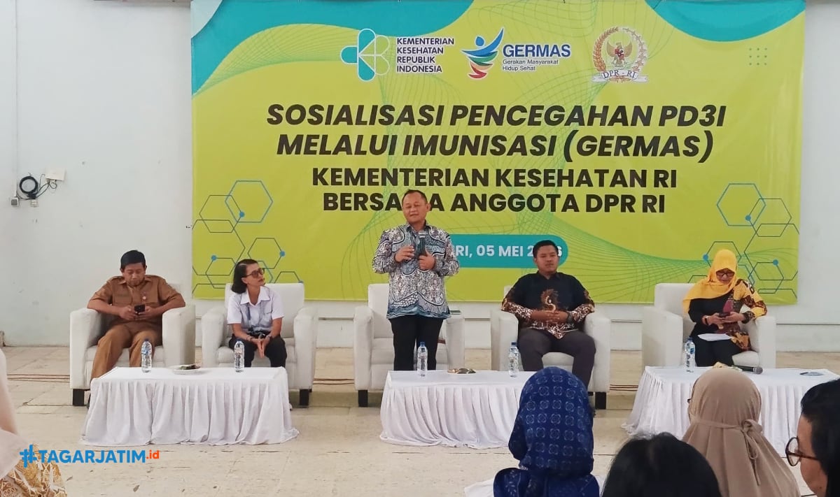 Hoaks Imunisasi Ancam Kesehatan Publik, Sosialisasi PD3I Digelar di Kediri 12 Hoaks Imunisasi Ancam Kesehatan Publik, Sosialisasi PD3I Digelar di Kediri