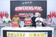 Polres Ngawi Ciduk Suami Istri Residivis Pengedar Sabu 16 Polres Ngawi Ciduk Suami Istri Residivis Pengedar Sabu