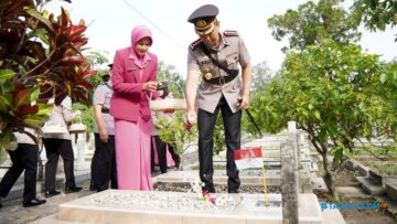Hari Bhayangkara ke-80, Polresta Malang Kota dan Polres Batu Gelar Ziarah TMP Suropati 22 Hari Bhayangkara ke-80, Polresta Malang Kota dan Polres Batu Gelar Ziarah TMP Suropati