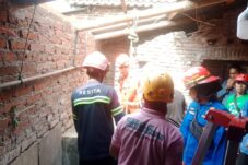 Lansia Ditemukan Tewas di Sumur Belakang Rumah di Pakis Malang 39 Lansia Ditemukan Tewas di Sumur Belakang Rumah di Pakis Malang