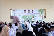Ribuan Anak Mendapat Kebahagiaan di Momen 10 Muharram 1448 Hijriah