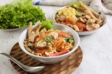 Bikin Nagih! 10 Seblak di Malang dengan Kuah Pedas dan Topping Melimpah 29 Bikin Nagih! 10 Seblak di Malang dengan Kuah Pedas dan Topping Melimpah