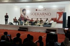 Bedah Buku Marhaenisme di Magetan Hadirkan Rocky Gerung
