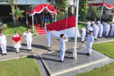 Upacara Hari Lahir Pancasila di Kediri, Wali Kota Soroti Peran Strategis Satpol PP, Damkar, dan Satlinmas 8 Upacara Hari Lahir Pancasila di Kediri, Wali Kota Soroti Peran Strategis Satpol PP, Damkar, dan Satlinmas
