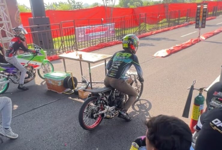 Sebanyak 230 Pebalap Sepeda Motor Ikuti Ajang Drag Bike Pertama di Sidoarjo