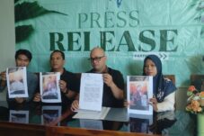 Polresta Sidoarjo Tetapkan KS Tersangka, Kuasa Hukum Pelapor Minta Penyidik Ambil Langkah Tegas 17 Polresta Sidoarjo Tetapkan KS Tersangka, Kuasa Hukum Pelapor Minta Penyidik Ambil Langkah Tegas