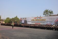 Kapolres Lamongan: Tidak Ada Negosiasi bagi Pelanggar Hukum, Pengesahan PSHT Berjalan Aman dan Damai 2 IMG 20260618 WA0095