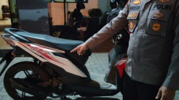 Curi Motor di Halaman Masjid, Satu Pelaku Diamankan Polisi 46 Curi Motor di Halaman Masjid, Satu Pelaku Diamankan Polisi