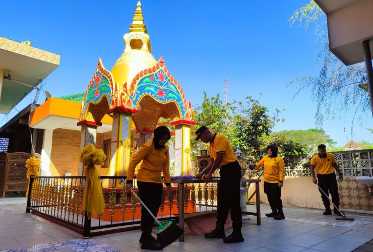 Sambut Hari Bhayangkara ke-80, Polres Malang Gelar Bakti Religi di Vihara Lawang 7 Sambut Hari Bhayangkara ke-80, Polres Malang Gelar Bakti Religi di Vihara Lawang