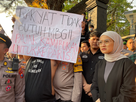 Mahasiswa Malang Desak Evaluasi MBG dan Koperasi Merah Putih 5 Mahasiswa Malang Desak Evaluasi MBG dan Koperasi Merah Putih