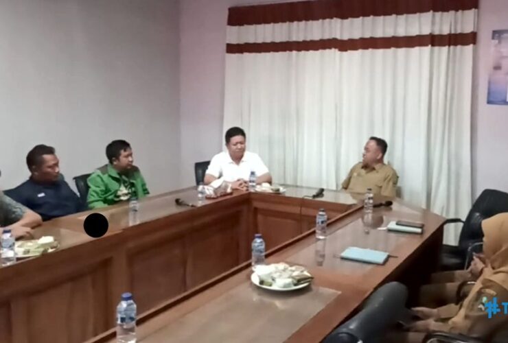 Sudah Dua Bulan Harga Telur Anjlok, Peternak Magetan Mengadu ke Pemkab 1 Sudah Dua Bulan Harga Telur Anjlok, Peternak Magetan Mengadu ke Pemkab