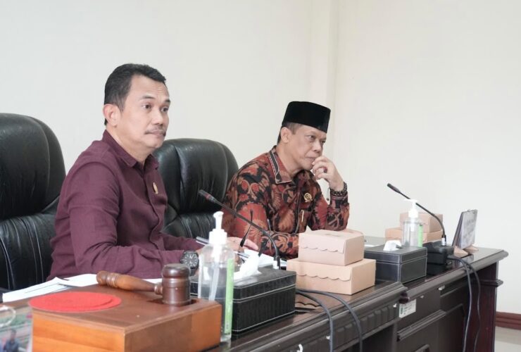 Pansus DPRD Kota Batu Usulkan Dua OPD Baru, Pisah dari Dinas Pendidikan 5 Pansus DPRD Kota Batu Usulkan Dua OPD Baru, Pisah dari Dinas Pendidikan