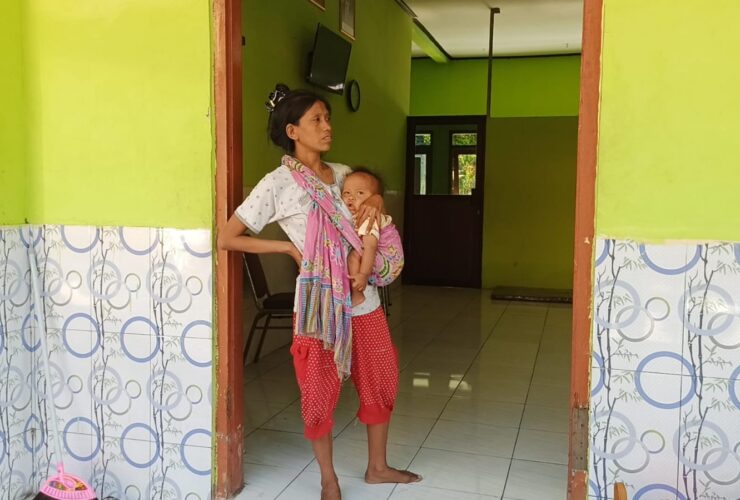 Usai Viral, Dinsos Sidoarjo Evakuasi Ibu dan Dua Balita yang Telantar di Parkiran Aloha 5 2468d326 971d 4c78 8271 9c456012979e