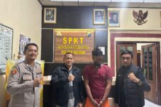 Kenal Lewat Aplikasi, Pria Asal Pasuruan Gasak Motor Wanita di Hotel Paciran 39 Kenal Lewat Aplikasi, Pria Asal Pasuruan Gasak Motor Wanita di Hotel Paciran