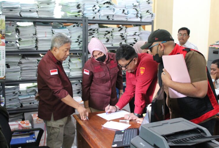 Kejari Geledah Kantor Dinkes Kabupaten Malang, Usut Dugaan Korupsi Pengadaan Ambulans Rp8,4 Miliar
