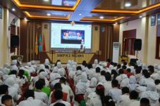 Hari Pertama MPLS, Ratusan Siswa Baru SMPN 2 Ngawi Dibekali Bahaya Radikalisme Oleh Densus 88 7 IMG 20260713 WA0047