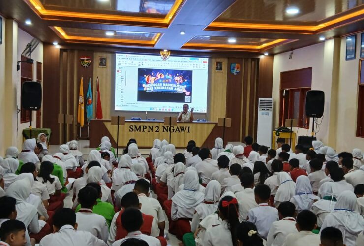 Hari Pertama MPLS, Ratusan Siswa Baru SMPN 2 Ngawi Dibekali Bahaya Radikalisme Oleh Densus 88 1 IMG 20260713 WA0047