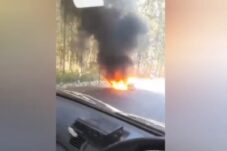 1 Tewas, Truk Tabrak Motor Hingga Terbakar di Jalan Raya Ngawi-Solo 17 1 Tewas, Truk Tabrak Motor Hingga Terbakar di Jalan Raya Ngawi-Solo