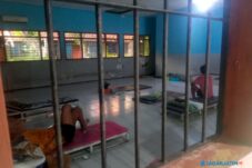 Liponsos Sidoarjo Kekurangan Ruang, ODGJ dengan Kondisi Berbeda Masih Bercampur 19 Liponsos Sidoarjo Kekurangan Ruang, ODGJ dengan Kondisi Berbeda Masih Bercampur