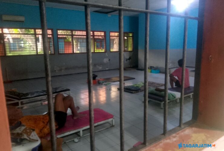 Liponsos Sidoarjo Kekurangan Ruang, ODGJ dengan Kondisi Berbeda Masih Bercampur 7 Liponsos Sidoarjo Kekurangan Ruang, ODGJ dengan Kondisi Berbeda Masih Bercampur